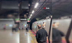 İstanbul metrosunda akılalmaz anlar!