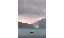 Denizde aynı anda 2 hortum oluştu