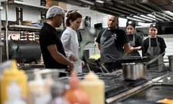 Muratpaşa’da 50 işletmeye Gold Town hijyen bilgilendirmesi yapıldı