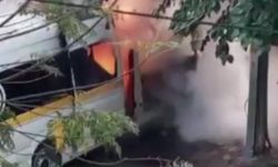 Öğrenci servisi yandı: 13 çocuk son anda kurtarıldı