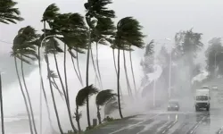 Batı Akdeniz için 'şiddetli yağış' ve 'fırtına' uyarısı