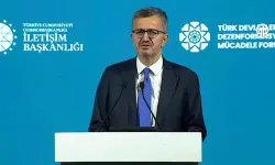 Burhanettin Duran: 2 bin 500'e yakın dezenformasyonu gözler önüne serdik