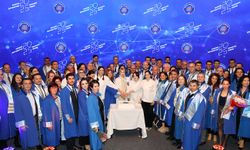 Akdeniz Üniversitesi'nde 111 akademisyen cübbe giydi