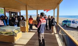 Jandarma'dan çevre koruma eğitimi ve kıyı temizliği