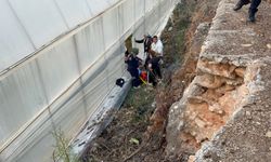 7 metrelik duvardan düşen çiftçi yaralandı