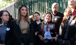 Acılı anne duruşma sonrası fenalaştı