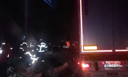 Otomobil hurdaya döndü