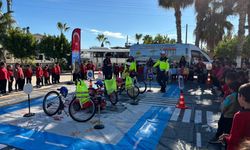 Öğrencilere trafik eğitimi