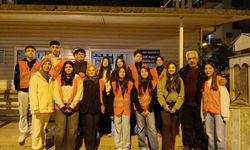 Lise öğrencilerinden örnek davranış