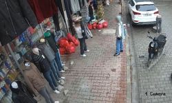 Giyim mağazasından çocukların hırsızlığı kamerada