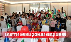 Antalya’da lösemili çocuklara yılbaşı sürprizi