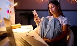 ‘Dijital baskı gençleri yalnızlığa sürüklüyor’