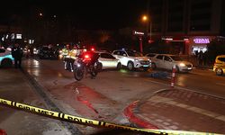 Kamyonetle çarpışan motosiklet sürücüsü hayatını kaybetti