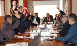 Kemer'de yılın son meclisi