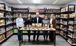 Başkan Uysal’dan kadın kooperatiflere destek ziyareti