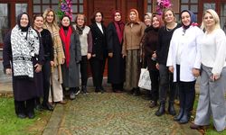 Acılarını üreterek unutuyorlar