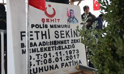 Şehit Fethi Sekin kabri başında anıldı