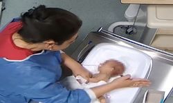 Bebeğe şiddet uygulayan hemşire tutuklandı