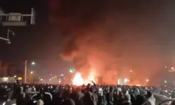 İran’da protestolar sürüyor, internet erişimi tamamen kesildi