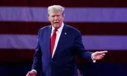 Trump'tan İran'daki göstericilere: Protestolara devam edin