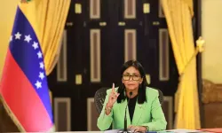 Venezuela: Petrol satışından elde edilecek gelir sağlık sistemi için kullanılacak