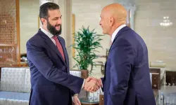 Suriye Cumhurbaşkanı Şara, ABD'nin Suriye Özel Temsilcisi Barrack'la görüştü