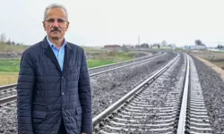 Bakan Uraloğlu: Demir yolları yerli ve milli sinyalizasyon sistemleriyle donatılıyor
