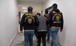 Klimayı çalarken önce kameraya, sonra polise yakalandılar