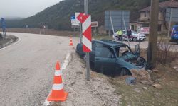 Kontrolden çıkan Tofaş şarampole devrildi: 5 yaralı