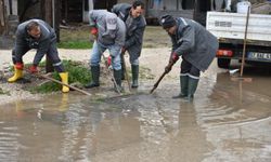 Kepez Belediyesi sağanak yağışlara karşı seferber oldu