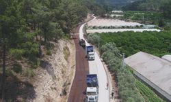 Büyükşehir'den kırsal mahalle yollarına milyonluk yatırım