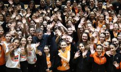 Voleybolun geleceği Antalya'da konuşuldu