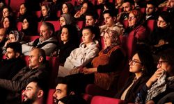 'Kaç Baba Kaç' Kepez sahnesinde