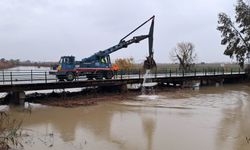 Serik'te derelerde temizlik