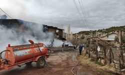 Yangında ev küle döndü