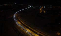 TEM Otoyolu’nun Bolu geçişi 7 saat sonra ulaşıma açıldı