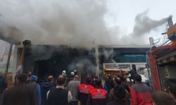 Sanayi sitesinde büyük yangın: 5 kişi hastaneye kaldırıldı