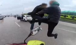 Uçan tekmelerin bedeli ağır oldu... Ehliyetlerine el konuldu, psikotekniğe sevk edildi