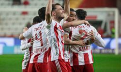 Büyü bozuldu: Antalyaspor 7 maç sonra kazandı