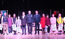 Kumlucalı öğrenciler trafik kurallarının önemine dikkat çekti