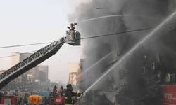 Pakistan'daki AVM yangınında can kaybı 14'e yükseldi, 70'ten fazla kişi kayıp