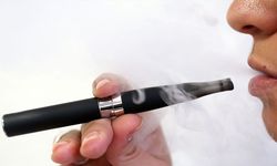 Uzmanından elektronik sigara uyarısı: "Bu likitlerin içerisinde her türlü madde var"