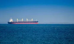 ABD: Gemiler İran sularından uzak durmalı