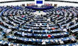 Avrupa Parlamentosu'ndan Ukrayna'ya 90 milyar avroluk krediye onay