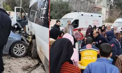 Hatay'da öğrenci servisi ile otomobil çarpıştı: 15 yaralı