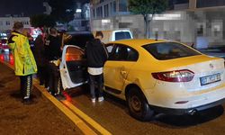 Manavgat'ta kırmızı ışıkta kaza