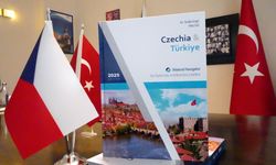 Antalya, Çekya- Türkiye kitabının kapağında