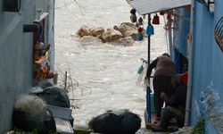 Kuraklıkla boğuşuyordu... Yağışlarla yeniden küçük Venedik oldu