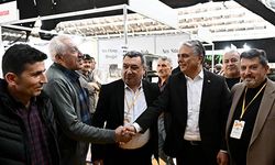 Başkan Uysal Arıcılık Fuarı’nda üreticinin sesi oldu