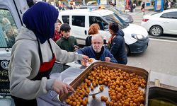 Büyükşehir'den lokma ve kandil simidi ikramı